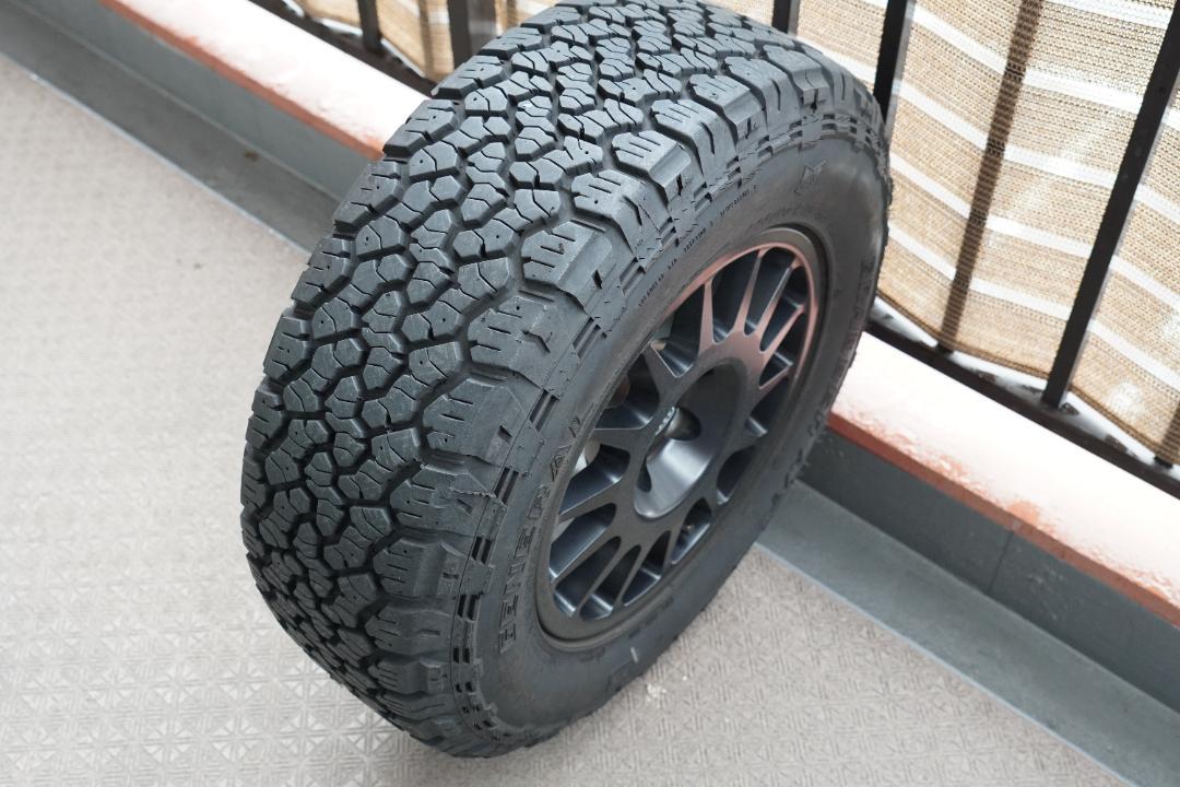 ホイールタイヤセット 225/70R15 SUBARU XV FORESTER