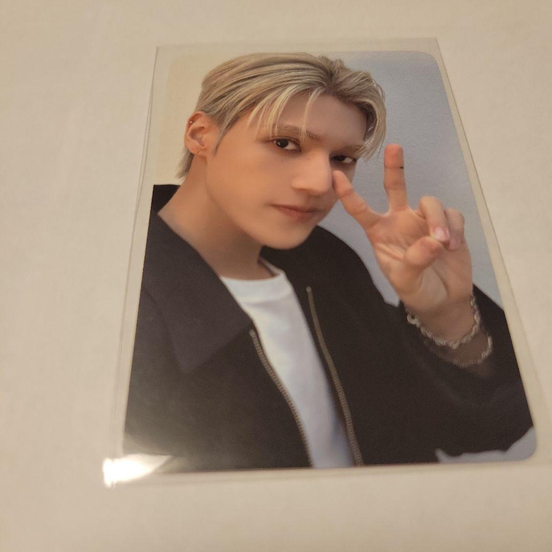 ATEEZ サン everline ラキドロ トレカ セット Amazon.co.jp: Ateez everline ラキドロ特典トレカ 2種セット