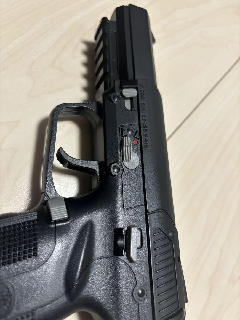 東京マルイ No.33 FN 5-7 18歳以上ガスブローバック