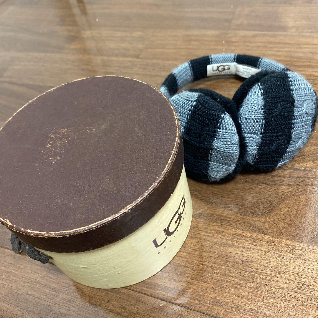 UGG(アグ)イヤーマフラー 箱付き イヤーマフ 耳当て - メルカリ UGG(アグ)イヤーマフラー 箱付き イヤーマフ 耳当て - メルカリ