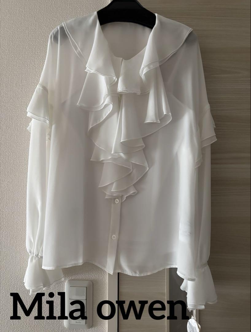 美品 24AW Mila Owen ミラオーウェン ベロアリボン付きラッフルブラウス 長袖 シアーシャツ 09WFB244052 0 ネイビー レディース 古着 中古 Mila Owen（ミラオーウェン）の「ベロアリボン付きラッフル