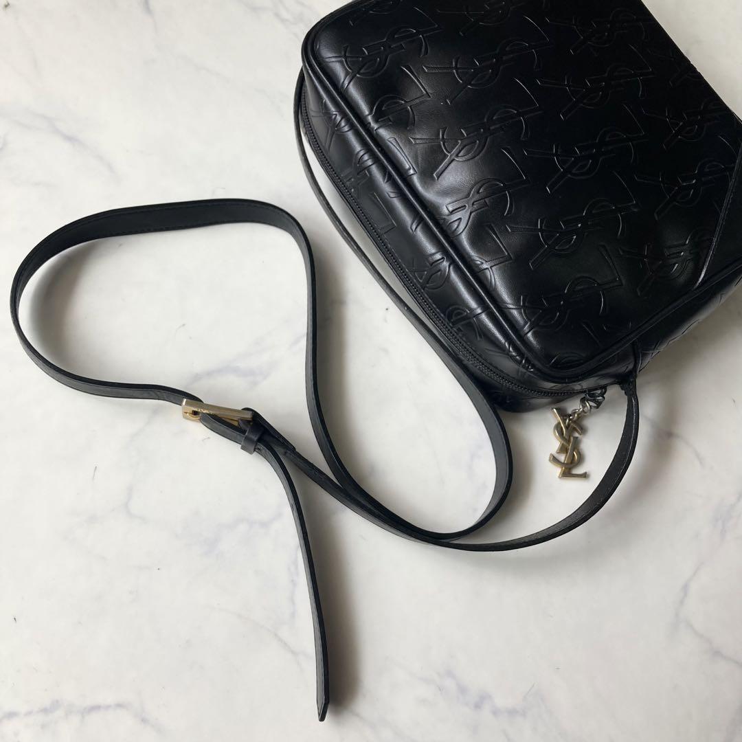 ほぼ未使用☆　イヴサンローラン　ショルダーバッグ　YSLロゴ　オールレザー Yves Saint Laurent ほぼ未使用 希少品 YVES SAINT LAURENT イヴ