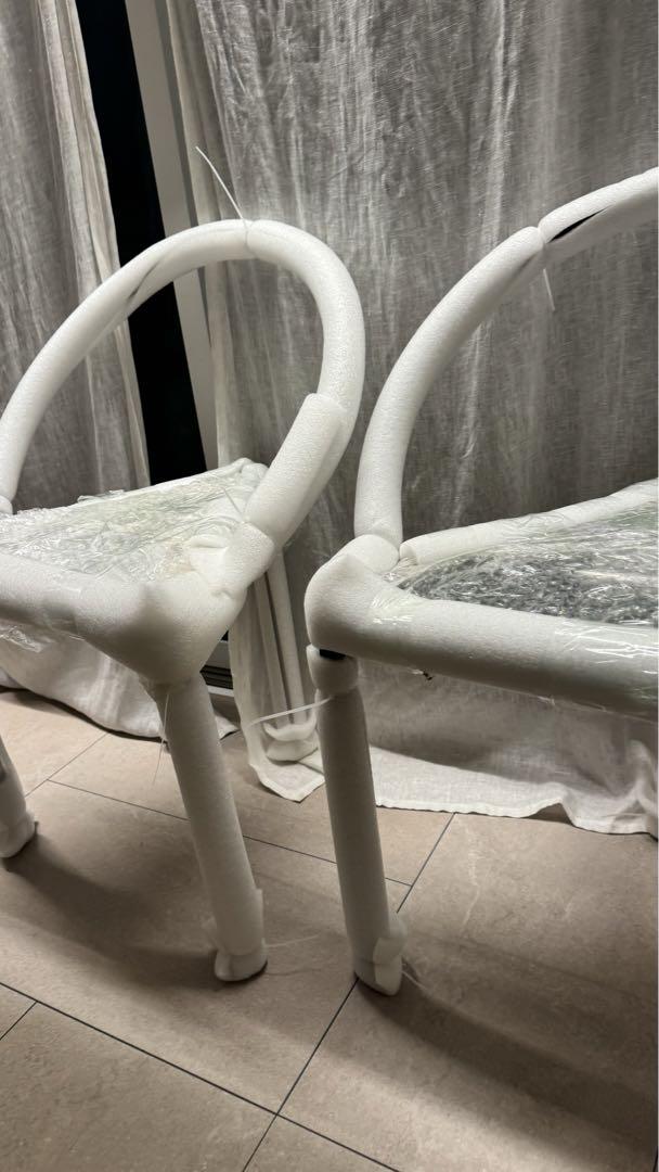 【新品・未使用】Triangolo Chair ダイニングチェア 椅子　シルバー