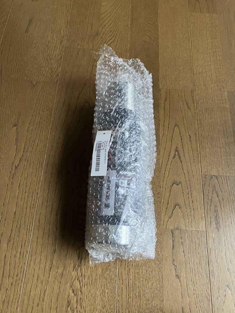 弁当箱・水筒 Supreme stanley 20 oz vacuum bottle