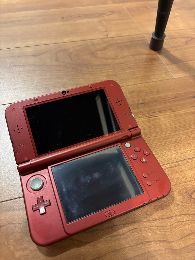 New Nintendo 3DS LL 本体メタリックレッド ACアダプター付 New Nintendo 3DS LL 本体メタリックレッド ACアダプター付