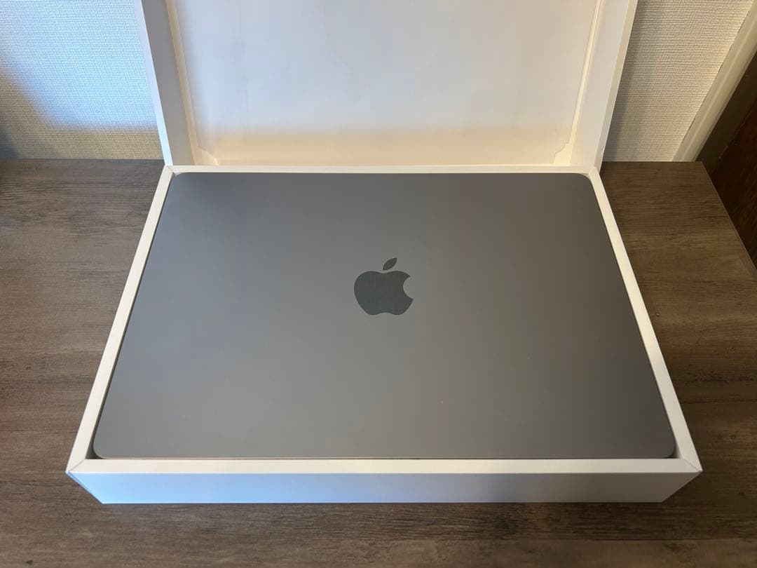 Apple MacBook Air M2 スペースグレー