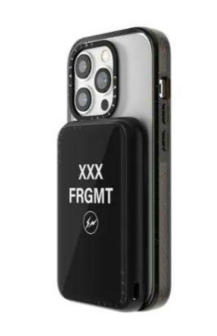 海外並行輸入正規品 CASETIFY XXX FRGMT モバイルバッテリー スマホアクセサリー