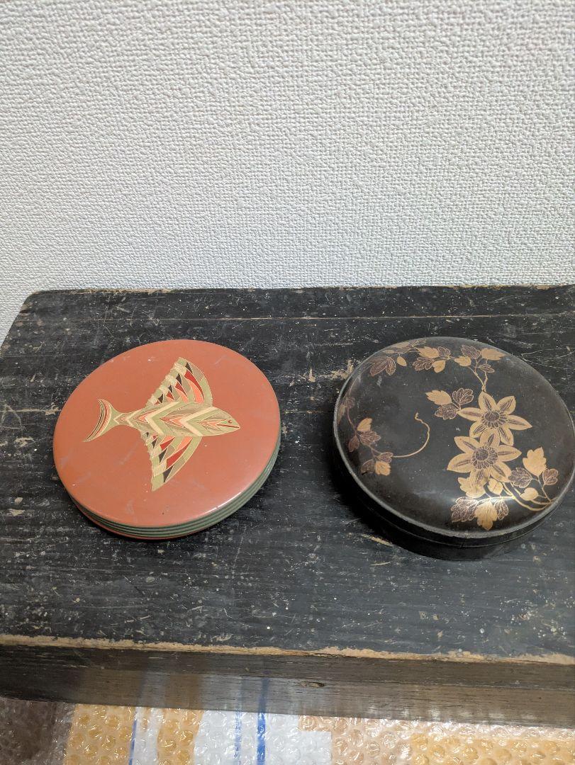 明治からある屋敷の屋根裏から出たもの　色々　時代物　木箱ごと送ります！
