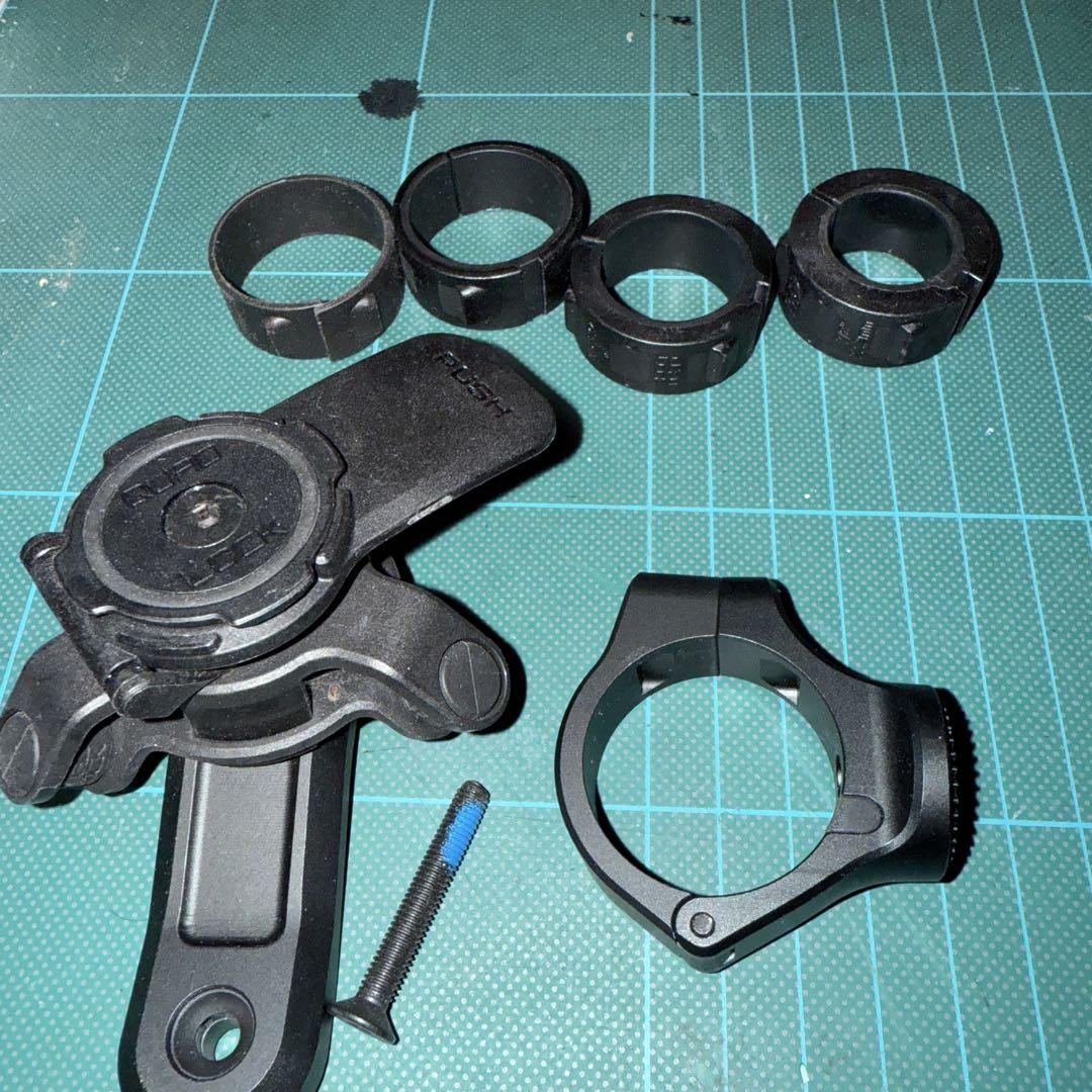 QUAD LOCK　ハンドルバーマウント他