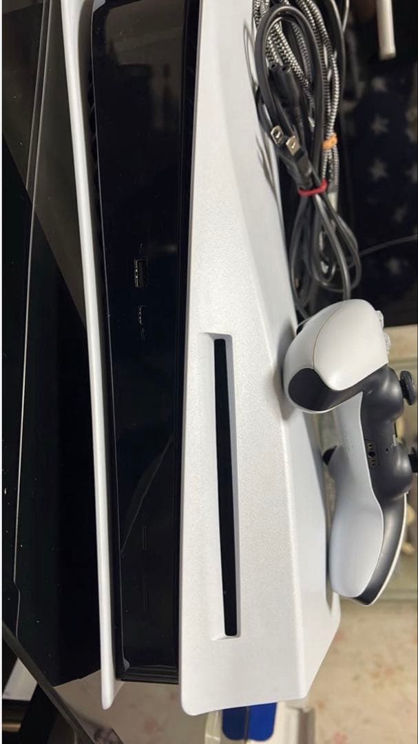 PlayStation 5 本体 モンスターハンターワイルズセット目立った傷や汚れなし UP786_INFO