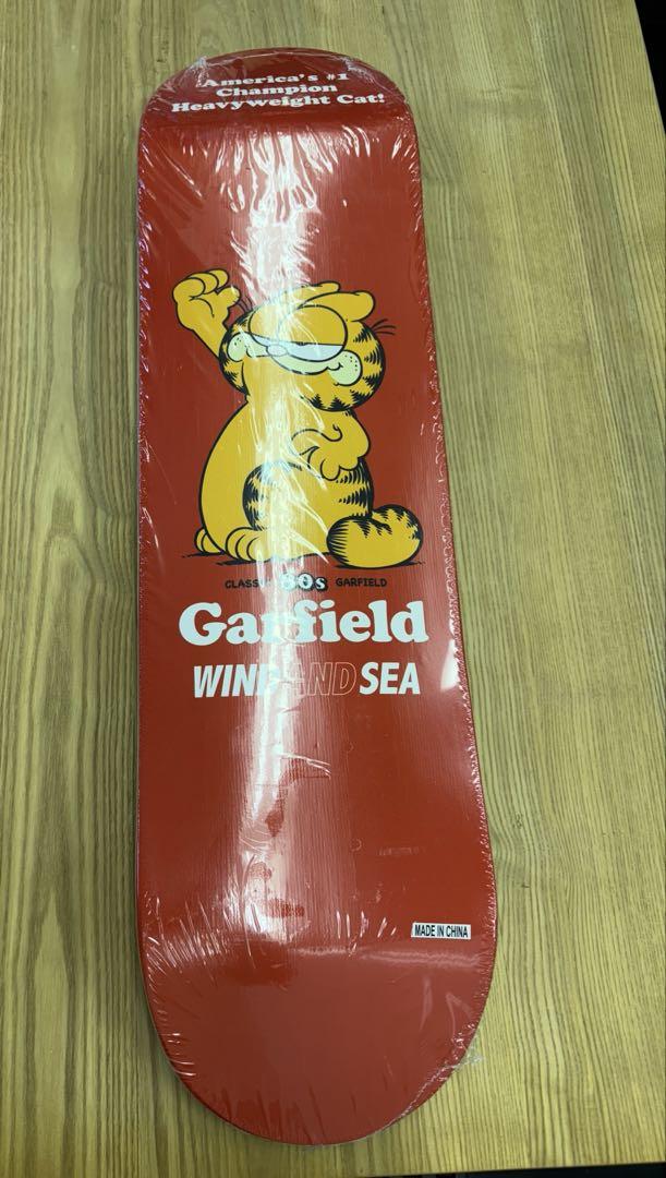 WIND AND SEA × GARFIELD SKATE BOARD