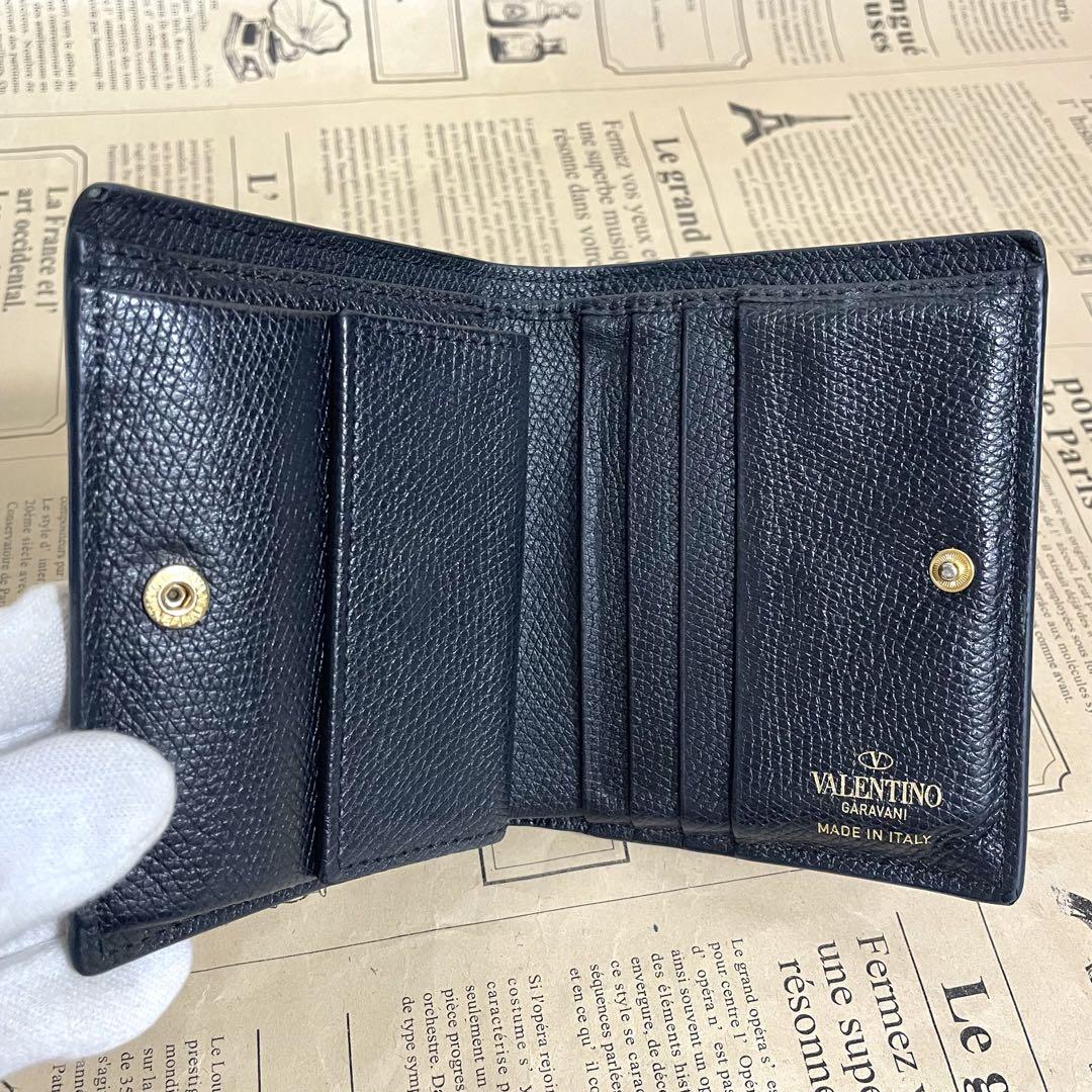 ヴァレンティノ 二つ折り財布 ブラック Vロゴ VALENTINO 黒 財布