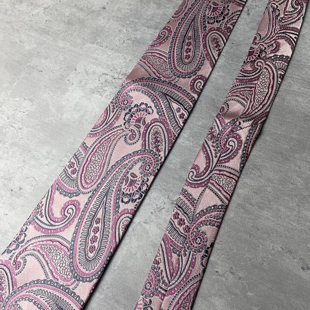 【新品未使用✨】保存袋付き！ エトロ ネクタイ ピンク ペイズリー 希少品 美品 ETRO エトロ ジャガード ペイズリー柄 光沢 ネクタイ