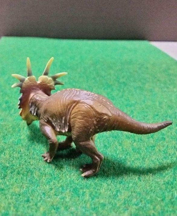 チョコラザウルス/ダイノテイルズ スティラコサウルス 海洋堂