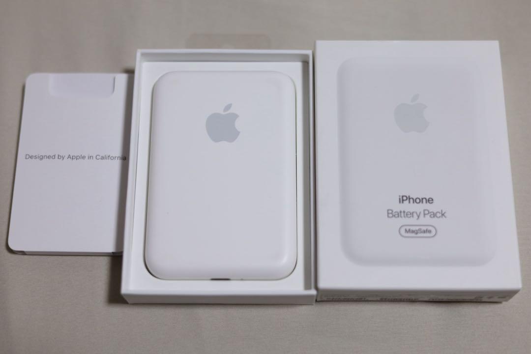 iPhone バッテリーパック　MagSafe