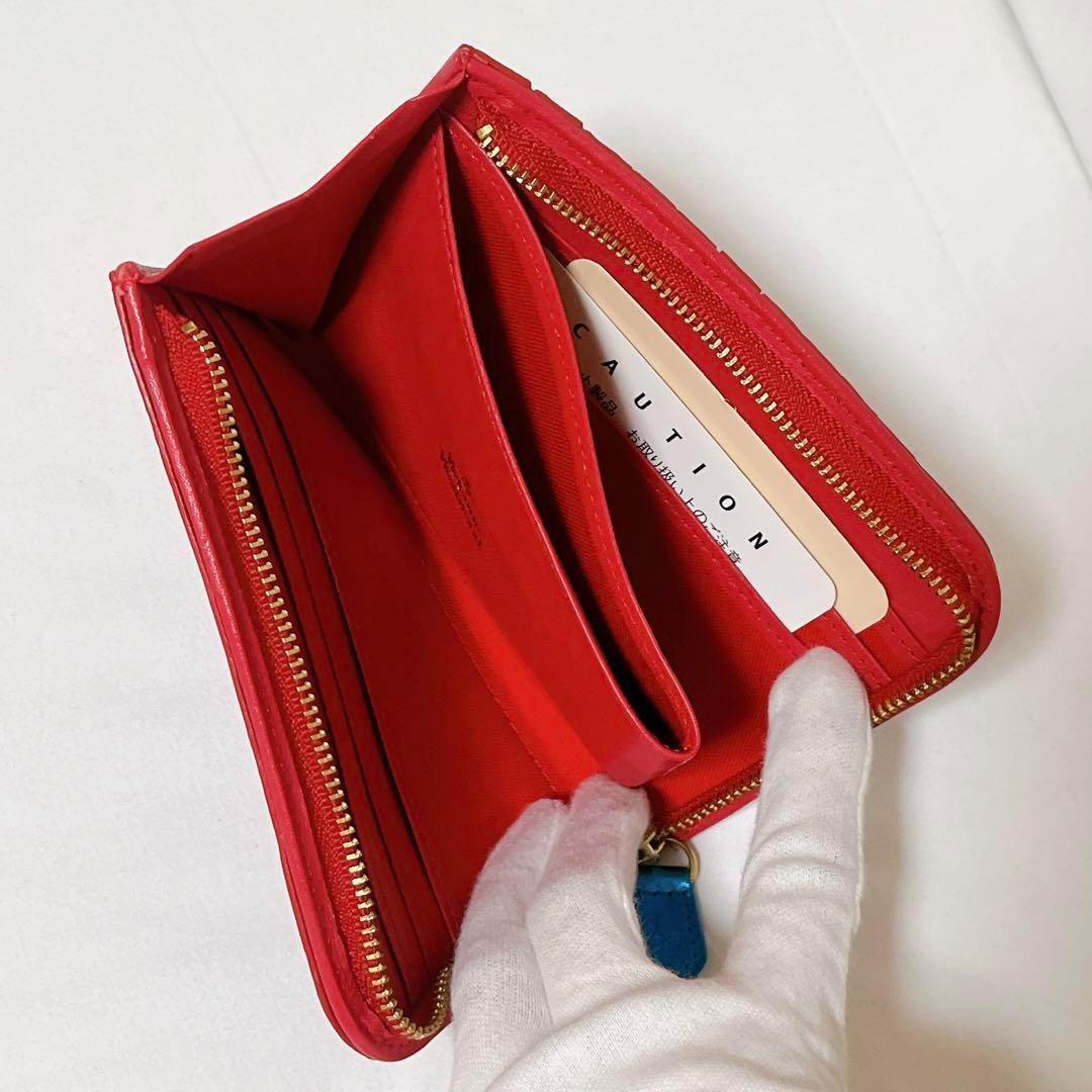 ★ VIVIENNE WESTWOOD ★ メタリック 2つ折り財布 未使用 激レア Vivienne Westwood メタリック 二つ折り 財布
