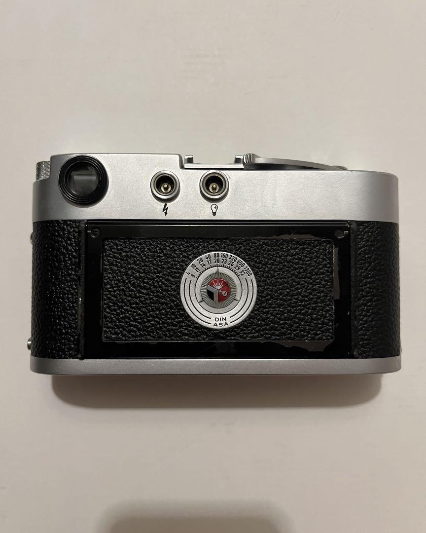 Leica M2