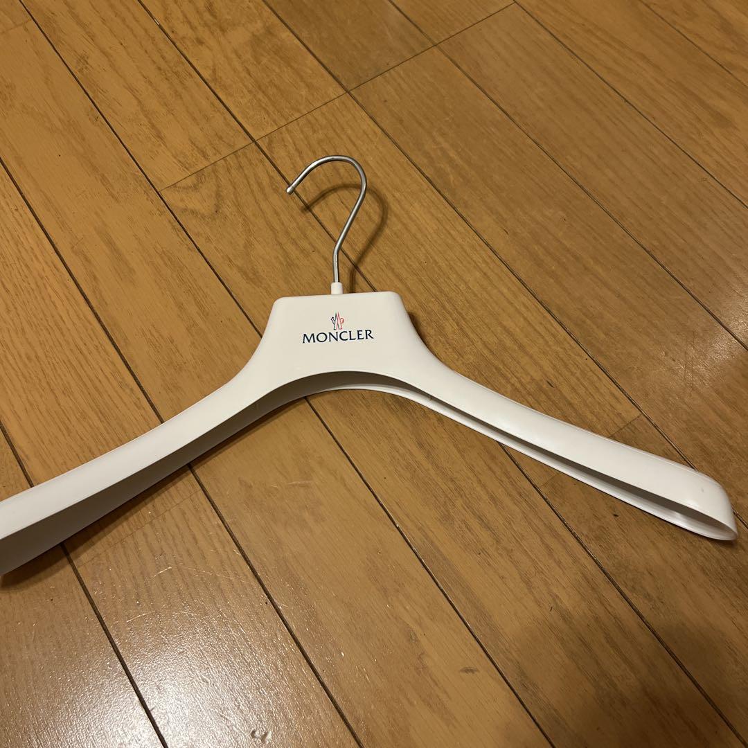 モンクレール黒 ナイロンフードジャケット