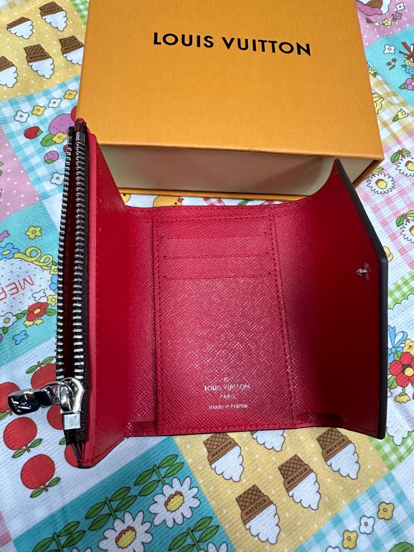 ポルトフォイユゾエ　三つ折り財布　モノグラム　箱