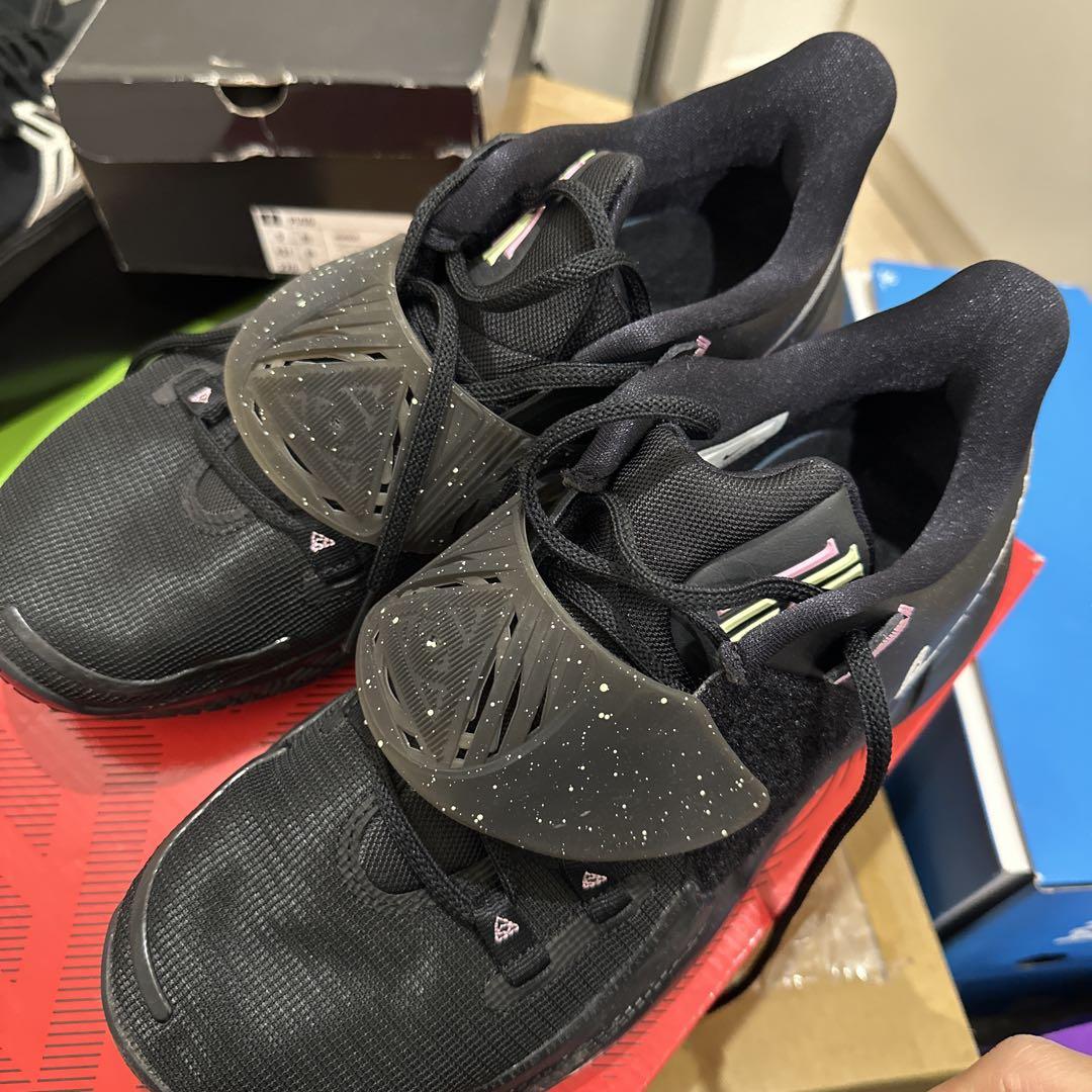 Nike ブラック スニーカー カイリー ロー 3ep