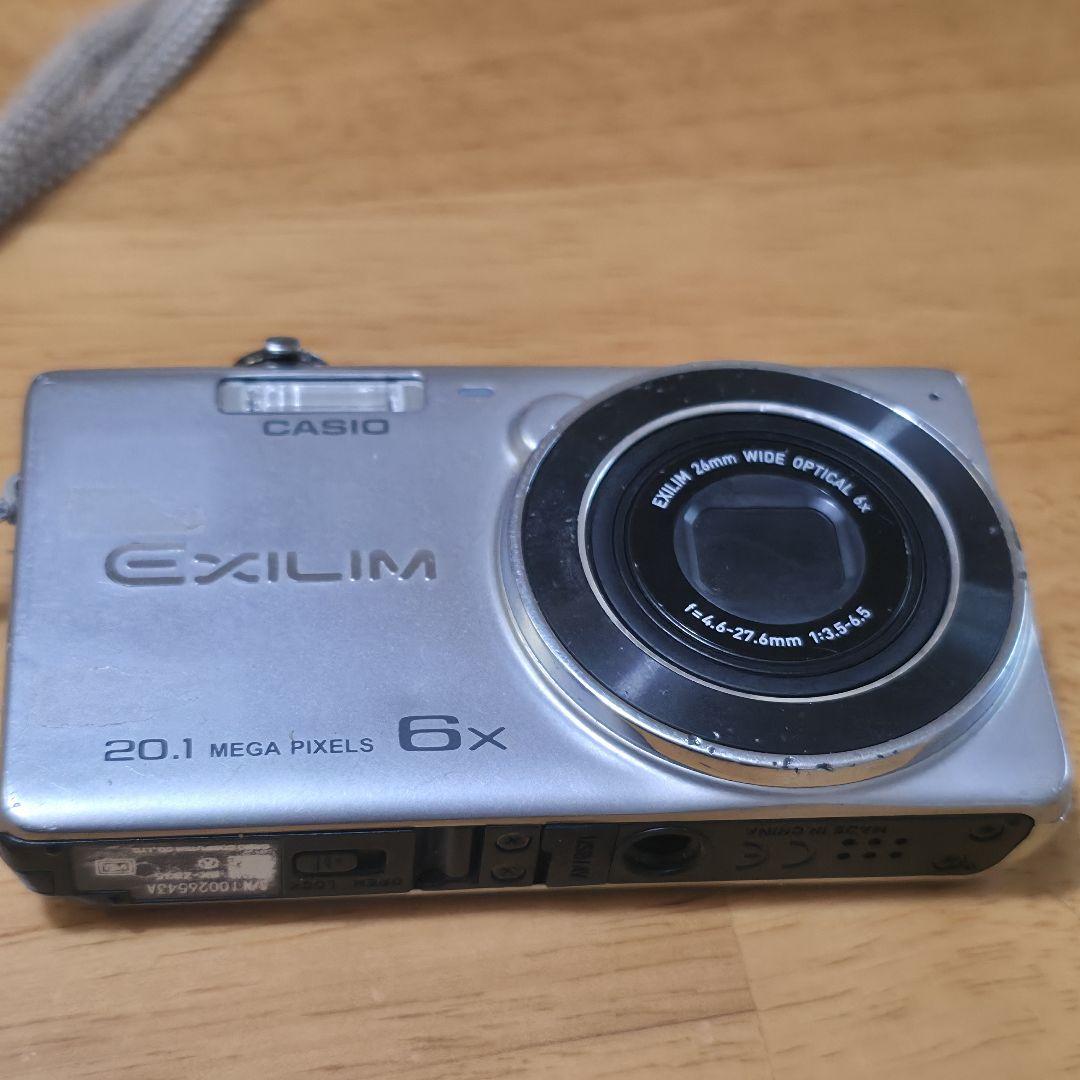 CASIO EXILIM 20.1メガピクセル 6倍ズーム - メルカリ