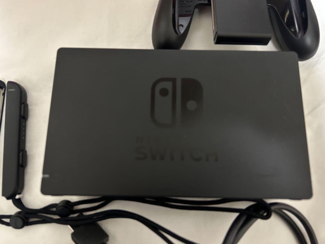 美品 Nintendo Switch ネオンブルー/ ネオンレッド