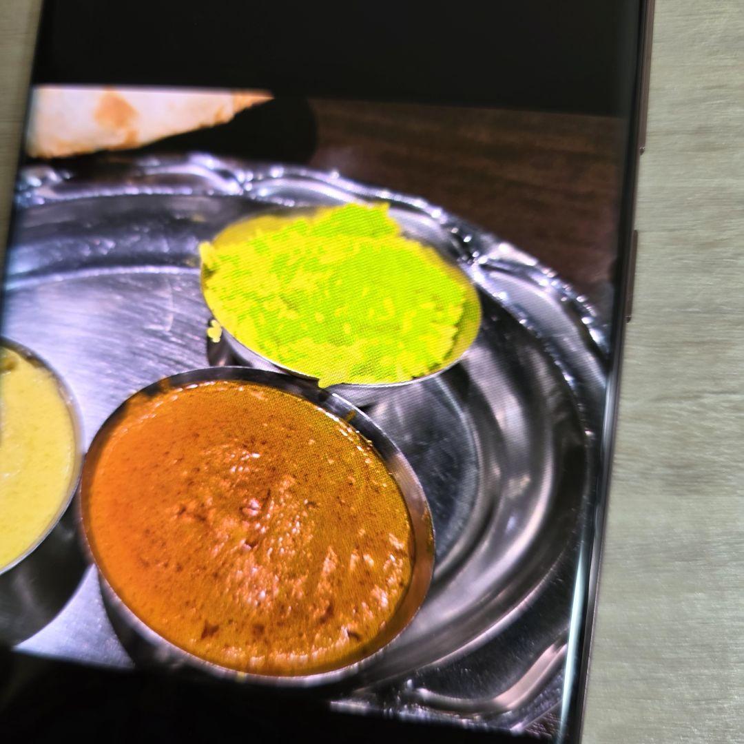 Galaxy S22 Ultra 画面割れ、焼き付きあり