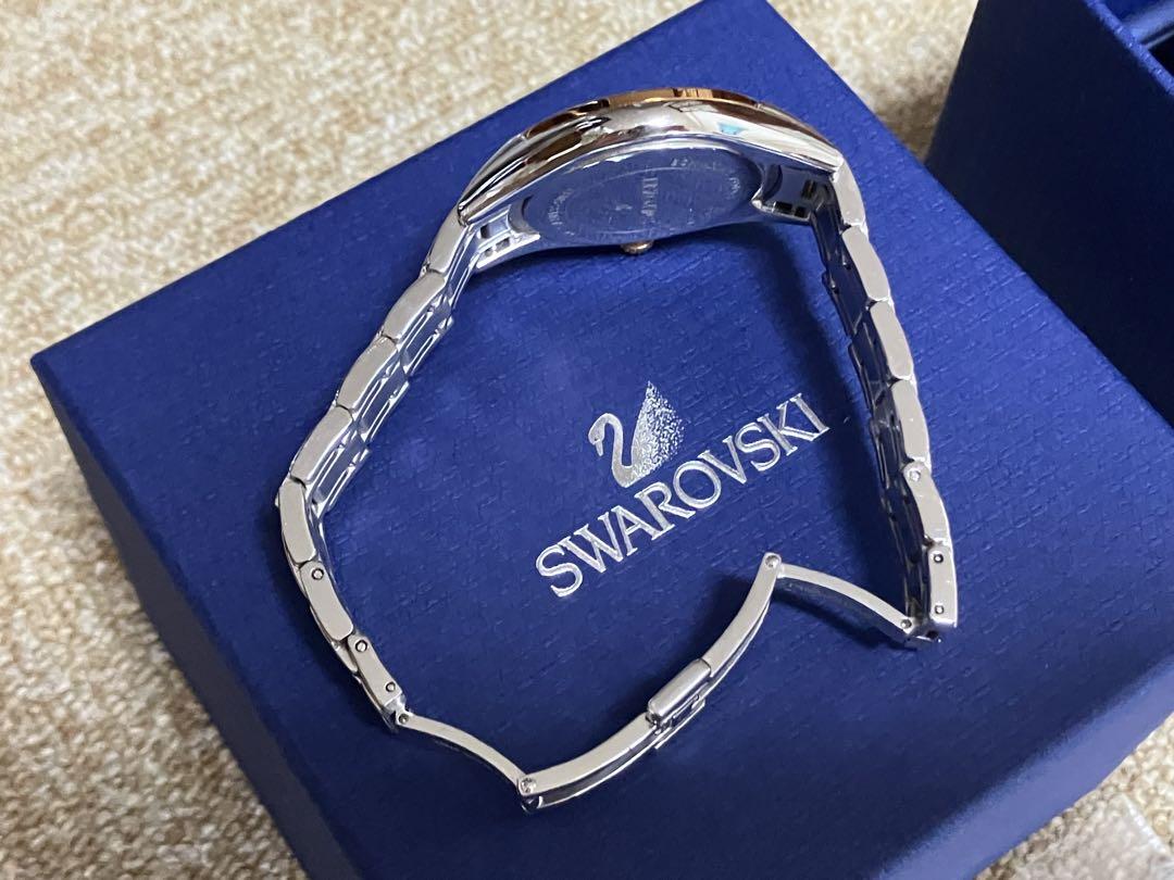 スワロフスキー　SWAROVSKI 腕時計