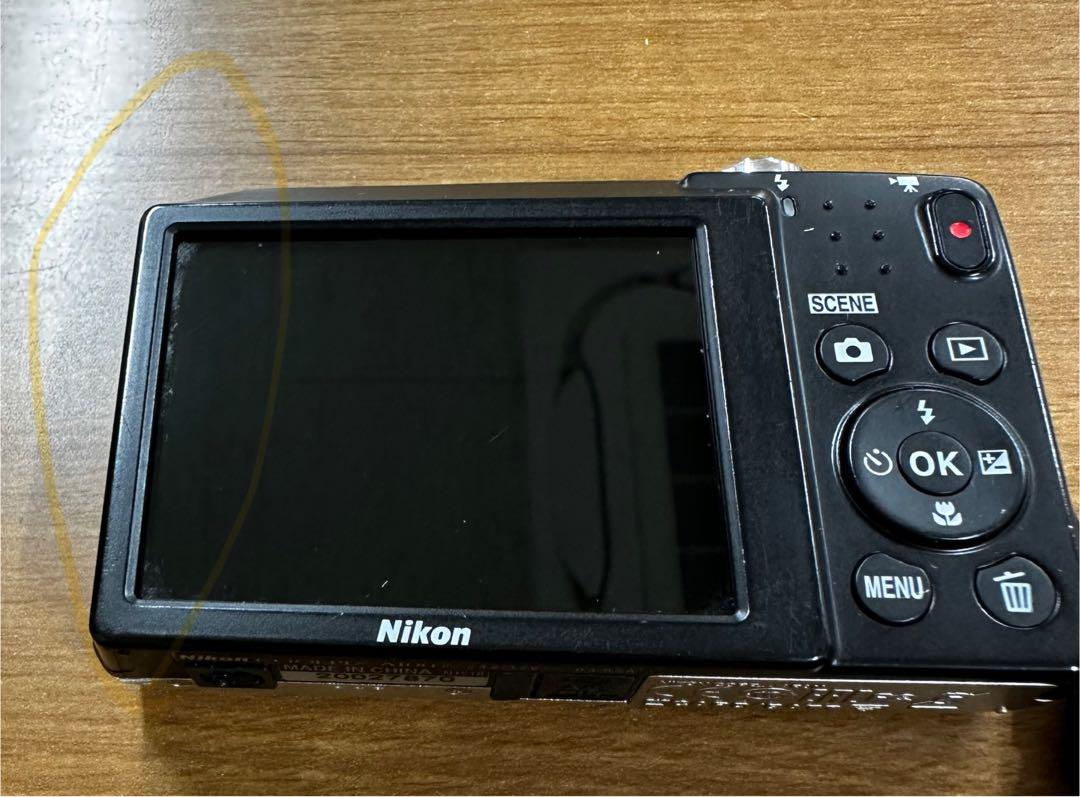 Nikon COOLPIX A100 シルバー