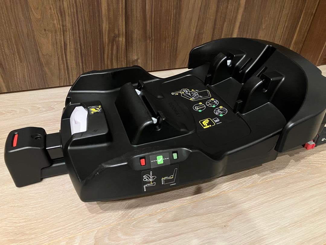 【Doonai(ドゥーナi)】専用ISOFIXベース付きセット/サンドベージュ 【Doonai(ドゥーナi)】専用ISOFIXベース付きセット/サンドベージュ