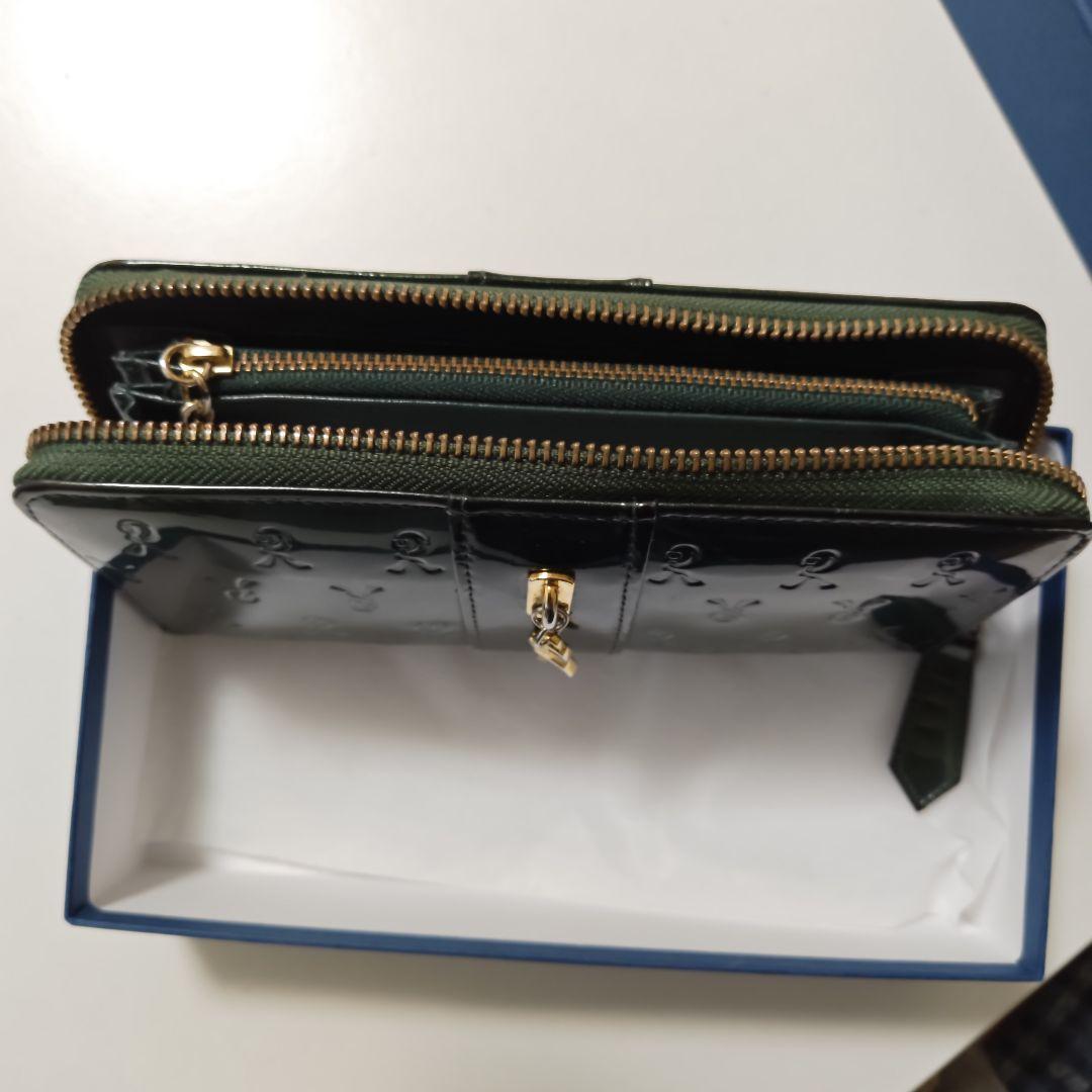 ロベルタディカメリーノ　財布