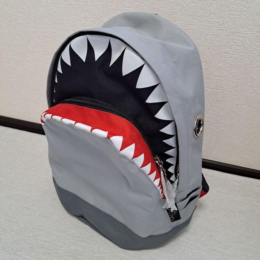 美品　モーン　モーンクリエイションズ　サメ　リュック　シャーク　バッグ