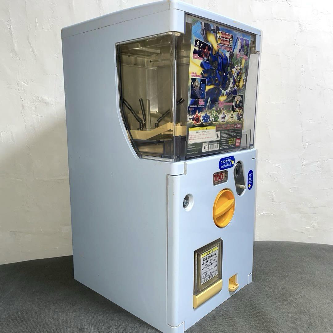 美品！ガチャガチャ本体　非売品ディスプレイ　カプセル！