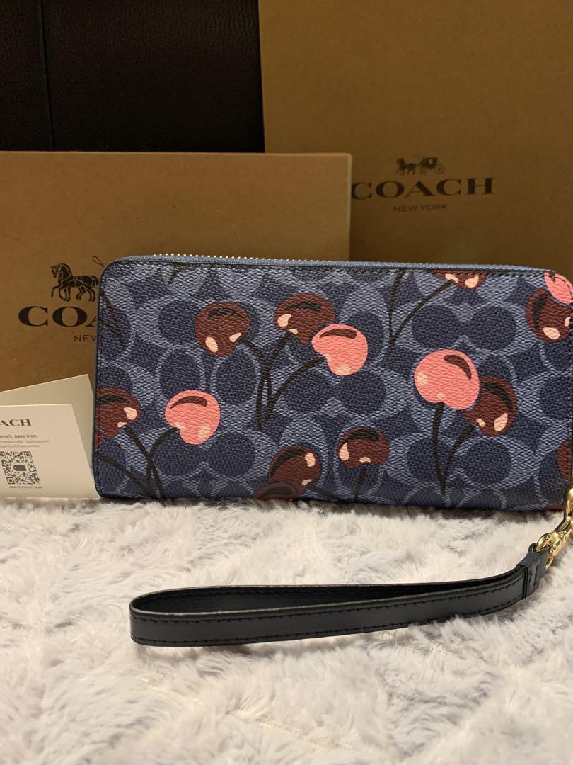 ☆新品未使用☆COACH 長財布 さくらんぼ チェリー デニム シグネチャー