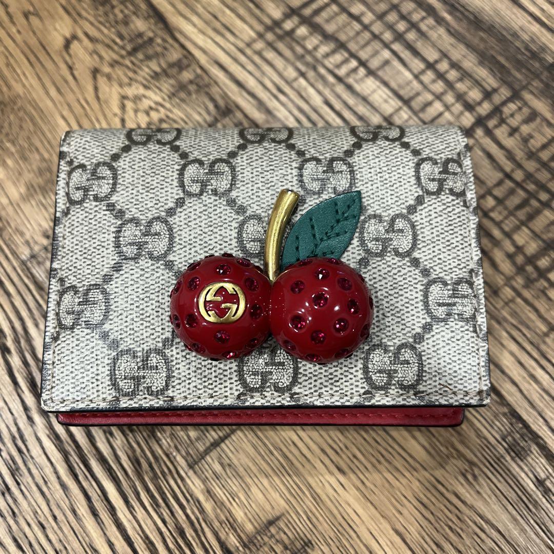 GUCCI さくらんぼ