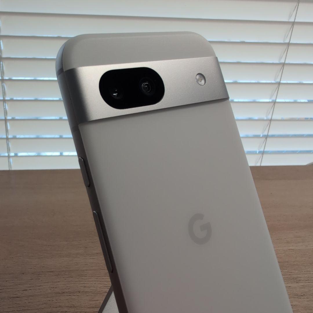 Google Pixel 8a ポーセリン