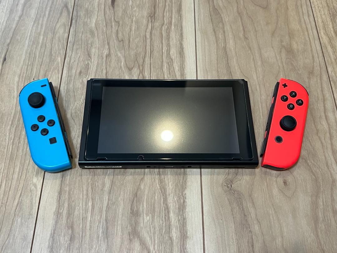 Nintendo Switch 本体(赤/青)