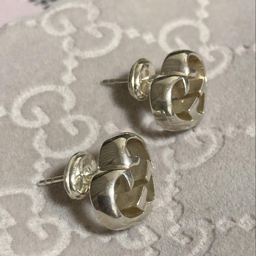 グッチ　GUCCI ハート　シルバーピアス インターロッキング　箱付き