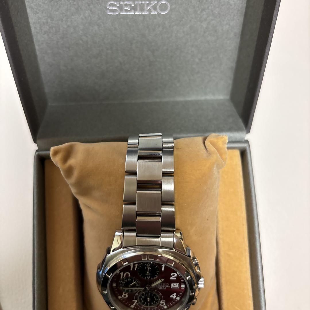 SEIKO クロノグラフ レッドダイヤル 時計