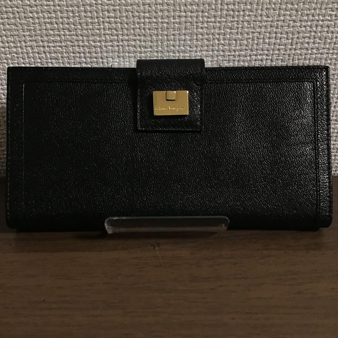 ☆開店セール☆新品未使用 美品 サルヴァトーレフェラガモ レザー ロゴ 長財布④