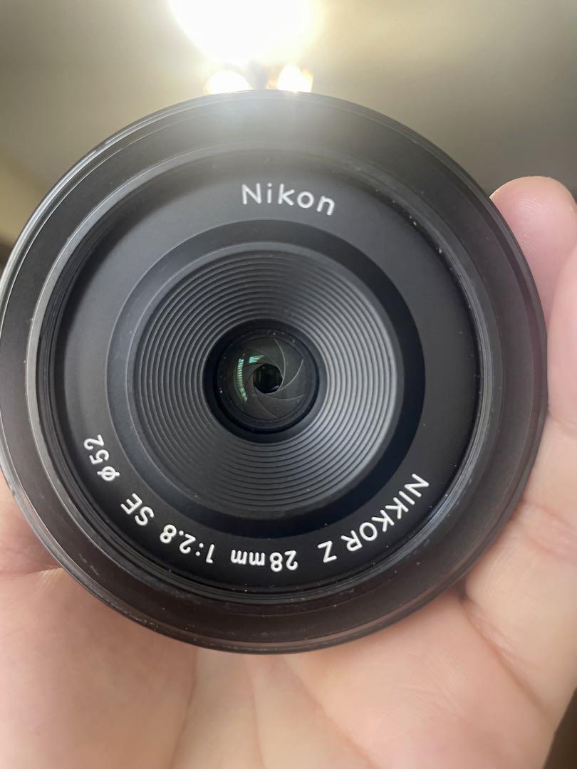 【ダリル】Nikon Z fc ミラーレスカメラ 本体とレンズ付き