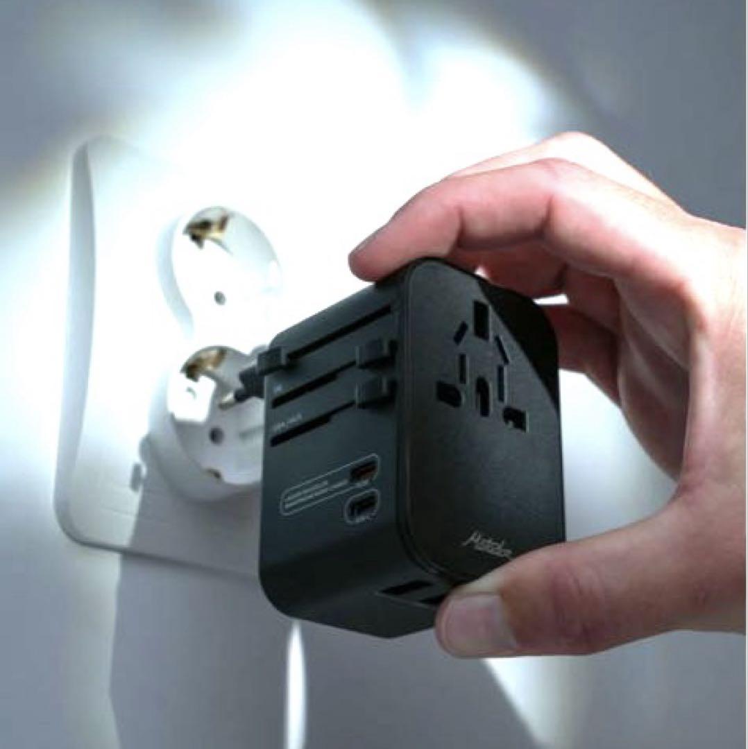 Matador⭐︎ Global travel adapter