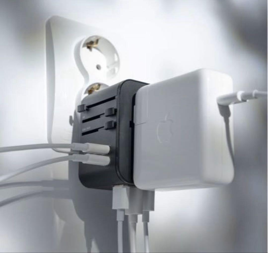Matador⭐︎ Global travel adapter