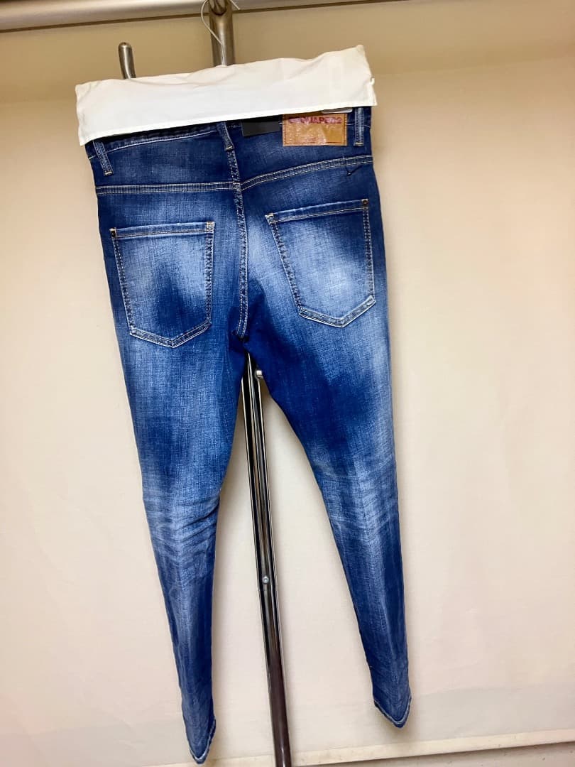 新品 42 23aw DSQUARED2 SKATER デニム 18092 新品 42 23aw DSQUARED2 SKATER デニム 18092