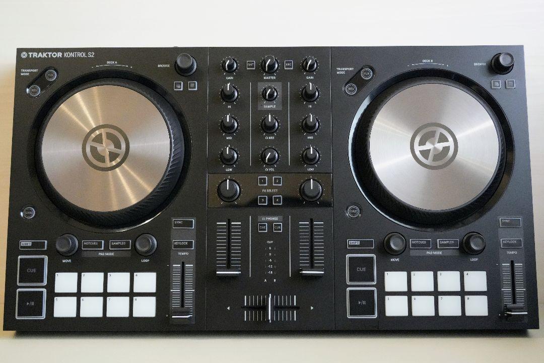 NATIVE INSTRUMENTS TRAKTOR KONTROL S2mk3 画像2
