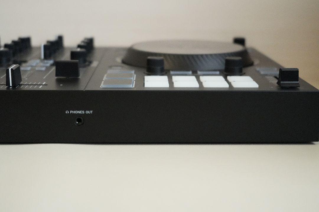 NATIVE INSTRUMENTS TRAKTOR KONTROL S2mk3 画像9
