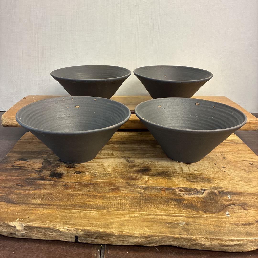 新品　陶器　陶芸作家　角底丼鉢4個　405