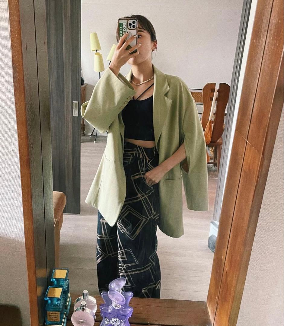 arm slit tailored jacket/pistachio