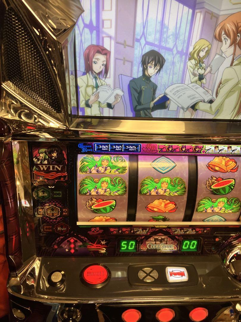 柔らかな質感の パチスロ 送料 コイン不要機付き 実機 初代 5号機 コードギアス ホビー・楽器・アート