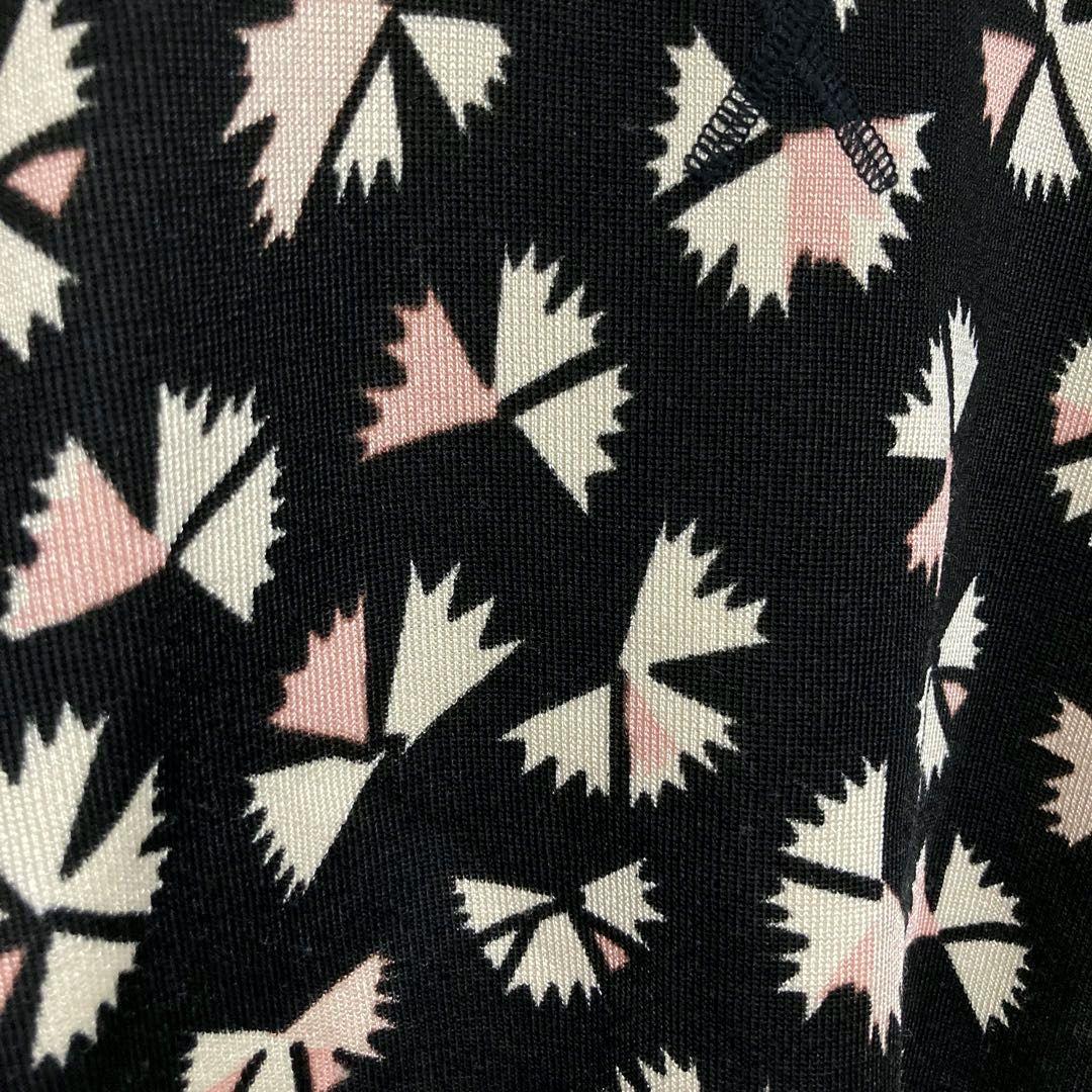 MARC BY MARC JACOBS 半袖ニット 花柄 ブラック S - メルカリ